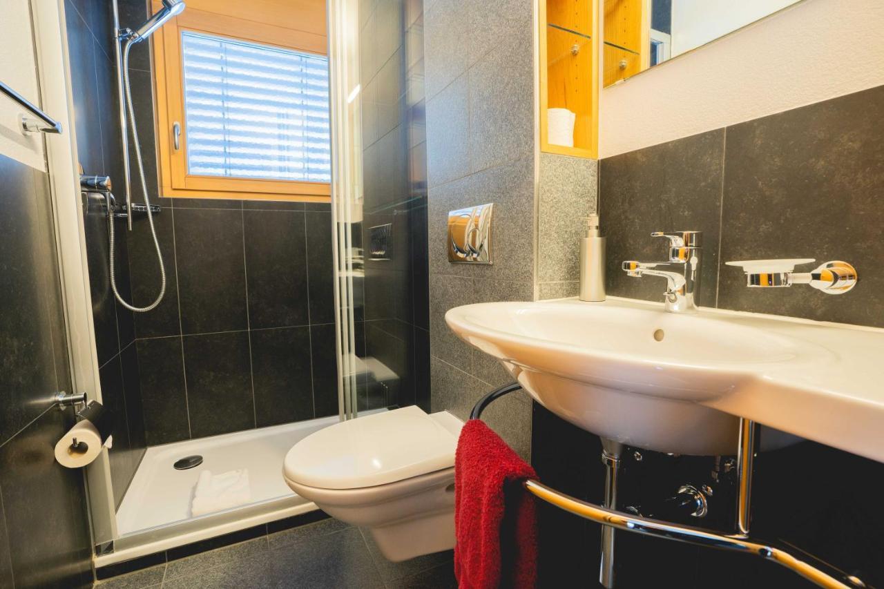 Modern Apartment With View Over ツェルマット エクステリア 写真